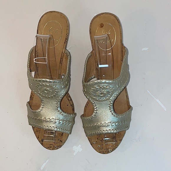 🌸JACK ROGERS PLATINUM LEATHER WEDGE SANDALS WITH CORK HEEL SIZE 9M. - Picture 3 of 9